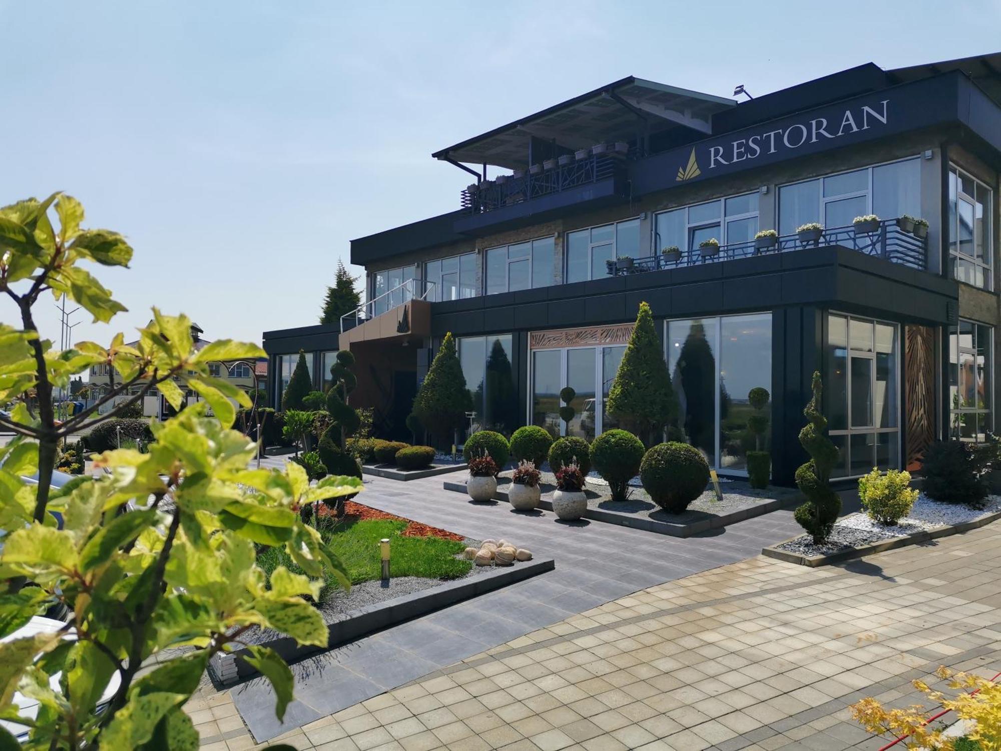Hotel Euforia Lounge Šabac Dış mekan fotoğraf